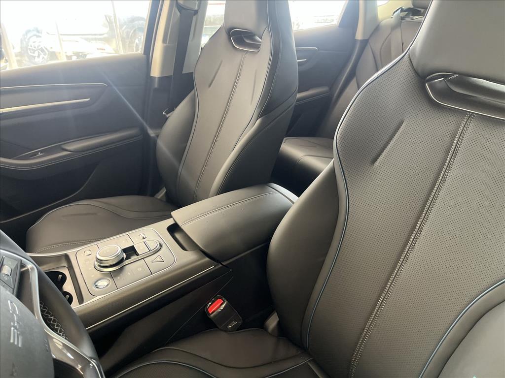 KING 1.5 DM-I PHEV GS AUTOMÁTICO12