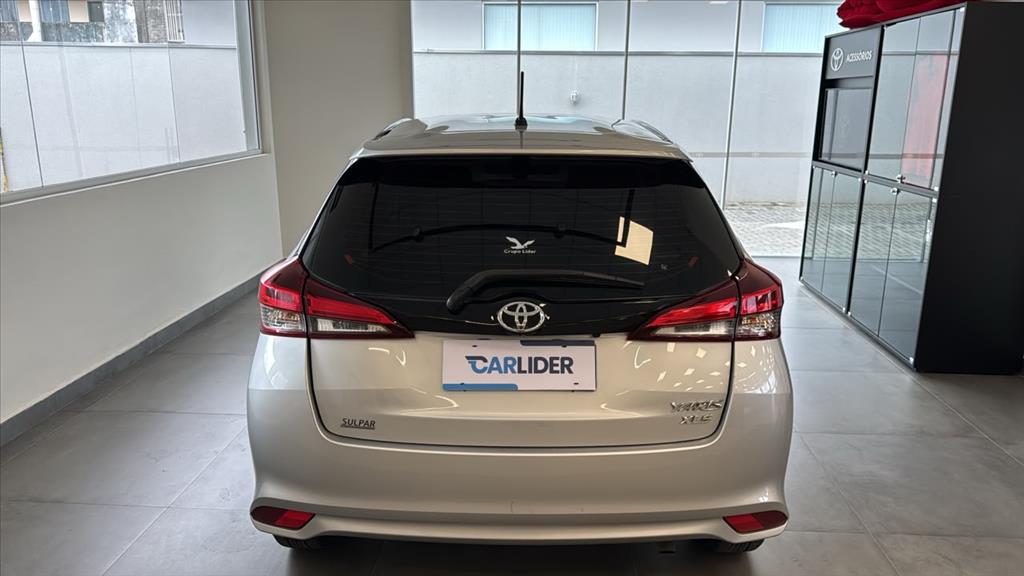 YARIS 1.5 16V FLEX SEDAN XLS CONNECT MULTIDRIVE8
