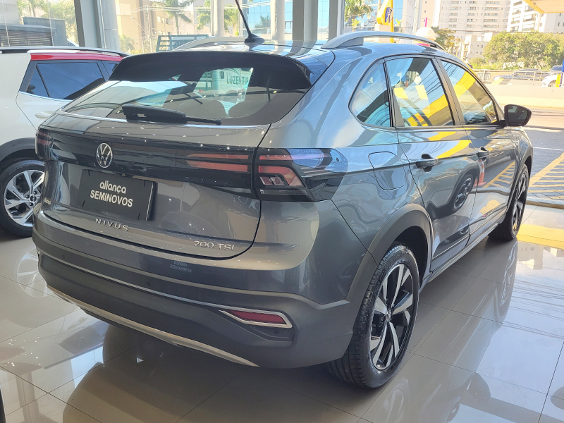 NIVUS 1.0 200 TSI TOTAL FLEX HIGHLINE AUTOMÁTICO3
