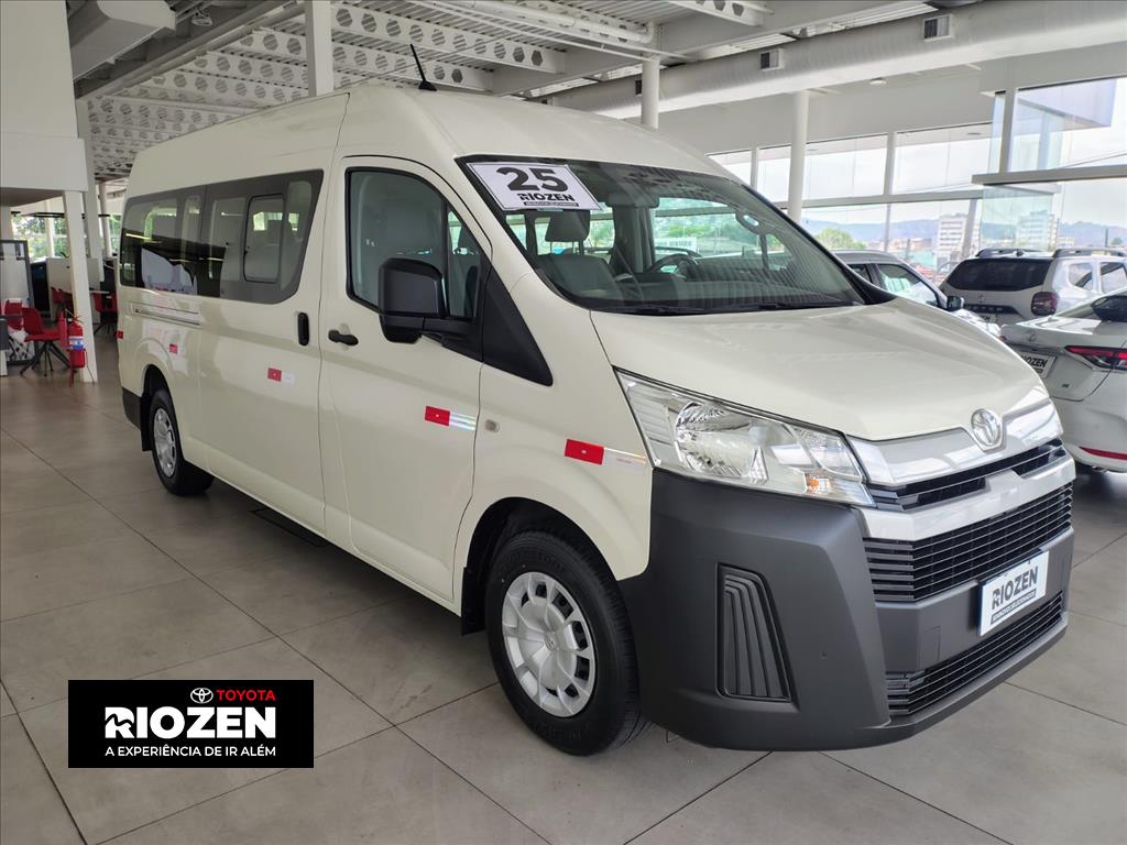 HIACE 2.8 D-4D TURBO DIESEL MINIBUS 15+1 DX AUTOMÁTICO0