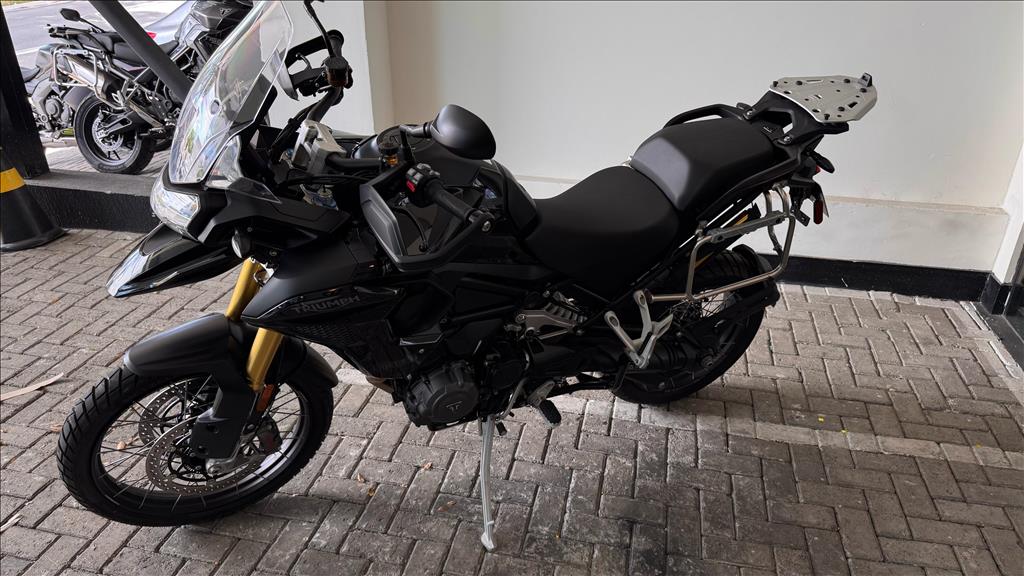 TIGER 1200 BLACK EDITION1