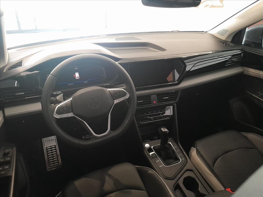 TAOS 1.4 250 TSI TOTAL FLEX COMFORTLINE AUTOMÁTICO9