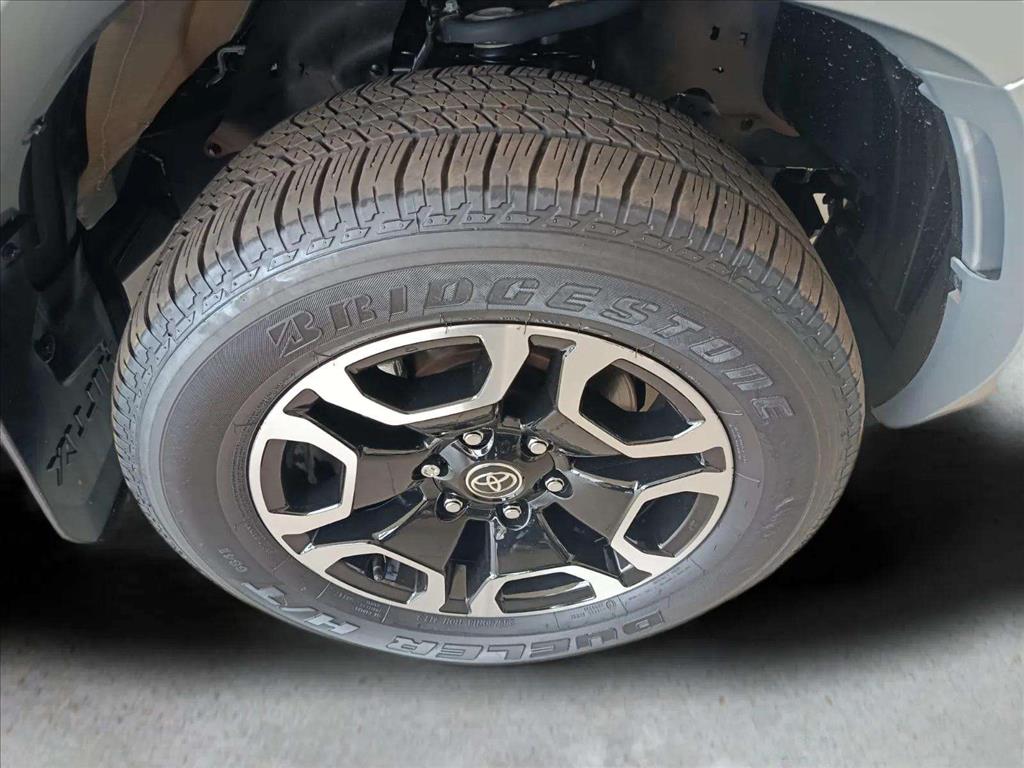 HILUX 2.8 D-4D TURBO DIESEL CD SRX PLUS 4X4 AUTOMÁTICO12