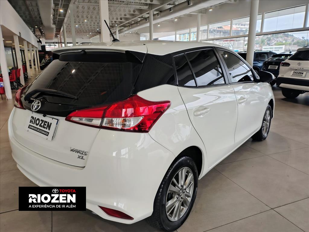 YARIS 1.5 16V FLEX XL PLUS CONNECT MULTIDRIVE2