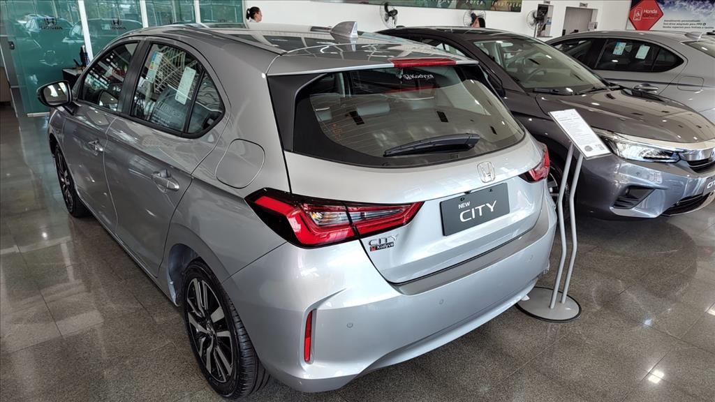 CITY 1.5 i-VTEC FLEX HATCH TOURING CVT