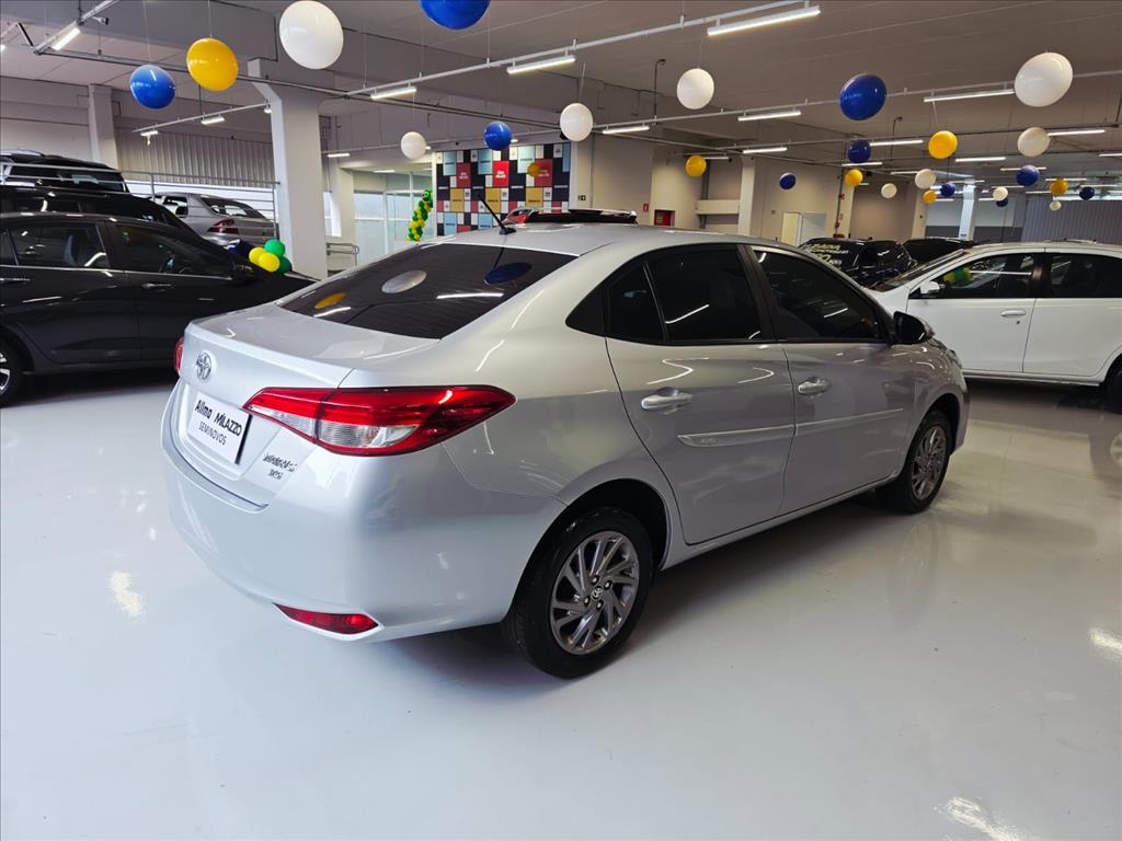 YARIS 1.5 16V FLEX SEDAN XS MULTIDRIVE5