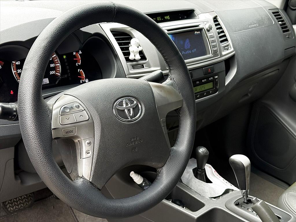 Toyota Hilux - 3.0 SRV 4X4 CD 16V TURBO INTERCOOLER DIESEL 4P AUTOMÁTICO