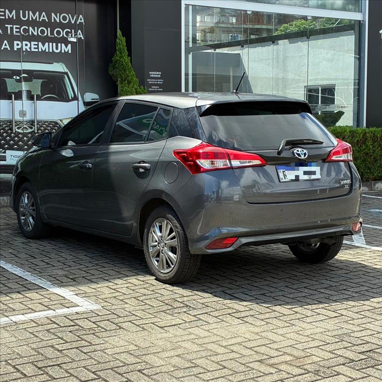 Toyota-YARIS-1.5 16V FLEX XL PLUS CONNECT MULTIDRIVE