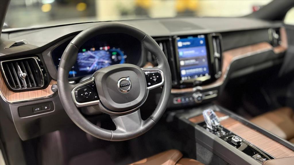 XC60 2.0 T8 RECHARGE ULTIMATE AWD GEARTRONIC3