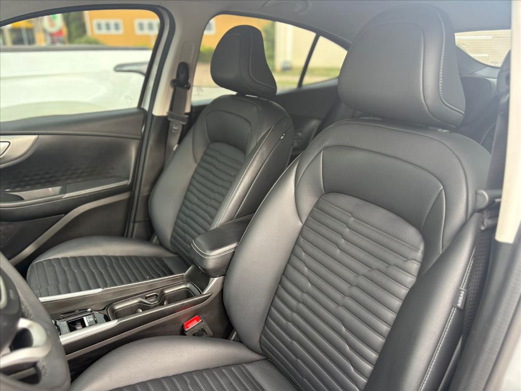 FASTBACK 1.0 TURBO 200 HYBRID AUDACE CVT7