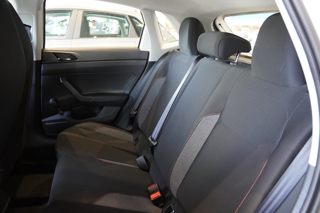 POLO 1.0 MPI TRACK MANUAL9
