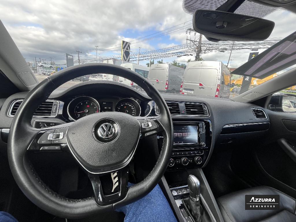 JETTA 2.0 TSI HIGHLINE 211CV GASOLINA 4P TIPTRONIC9