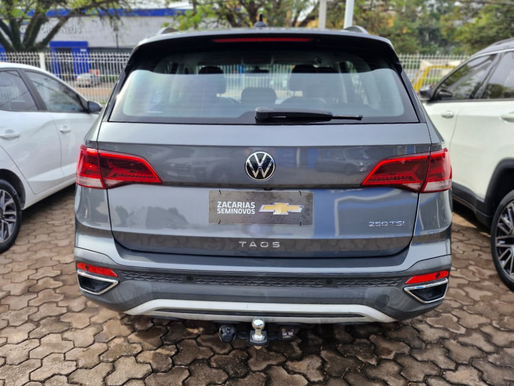 TAOS 1.4 250 TSI TOTAL FLEX COMFORTLINE AUTOMÁTICO2