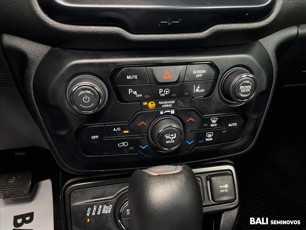 RENEGADE 1.3 T270 TURBO FLEX TRAILHAWK 4X4 AT99