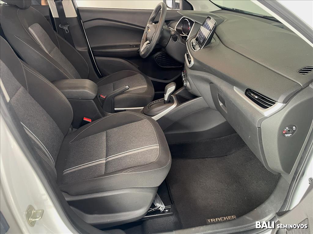 TRACKER 1.0 TURBO FLEX LT AUTOMÁTICO12