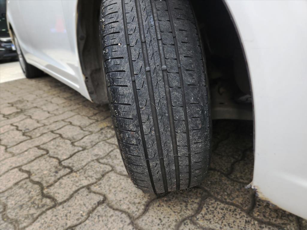 Honda Civic - 1.8 LXL 16V FLEX 4P AUTOMÁTICO