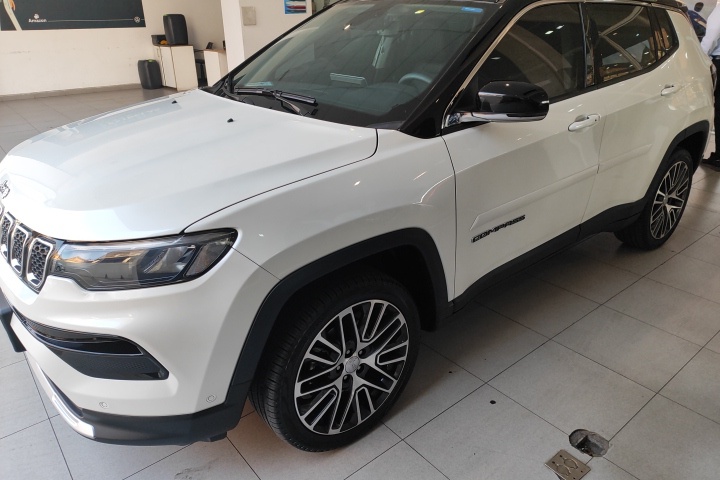 COMPASS 1.3 T270 TURBO FLEX LIMITED AT6
