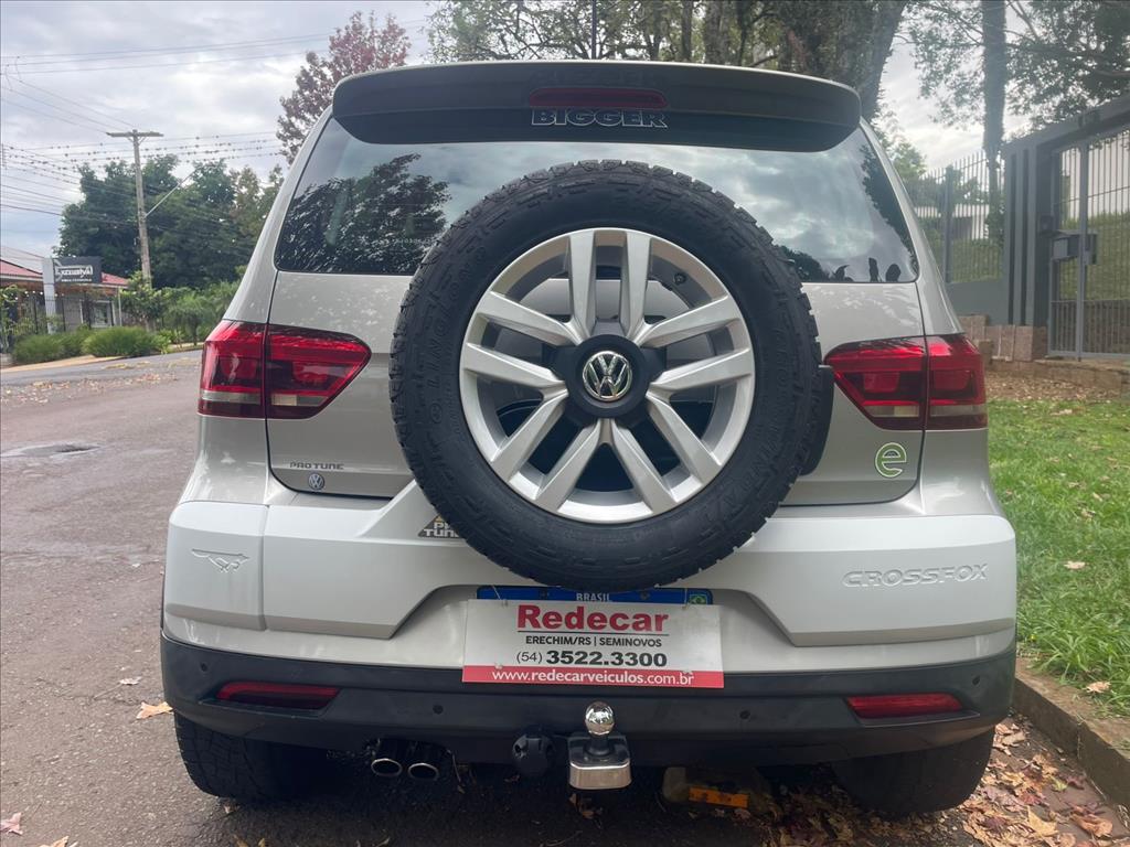 VW - Volkswagen-CROSSFOX-1.6 MI FLEX 8V 4P MANUAL