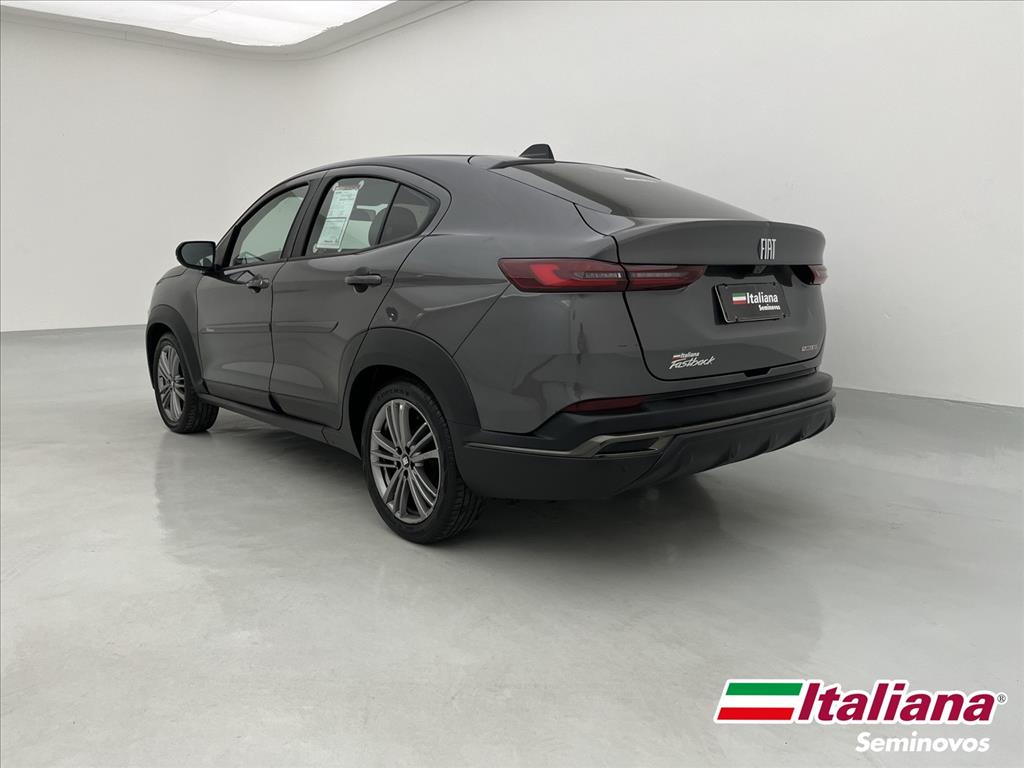 FASTBACK 1.0 TURBO 200 FLEX CVT2