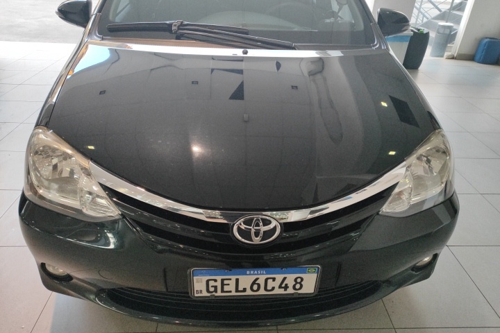 ETIOS 1.5 XLS 16V FLEX 4P AUTOMÁTICO