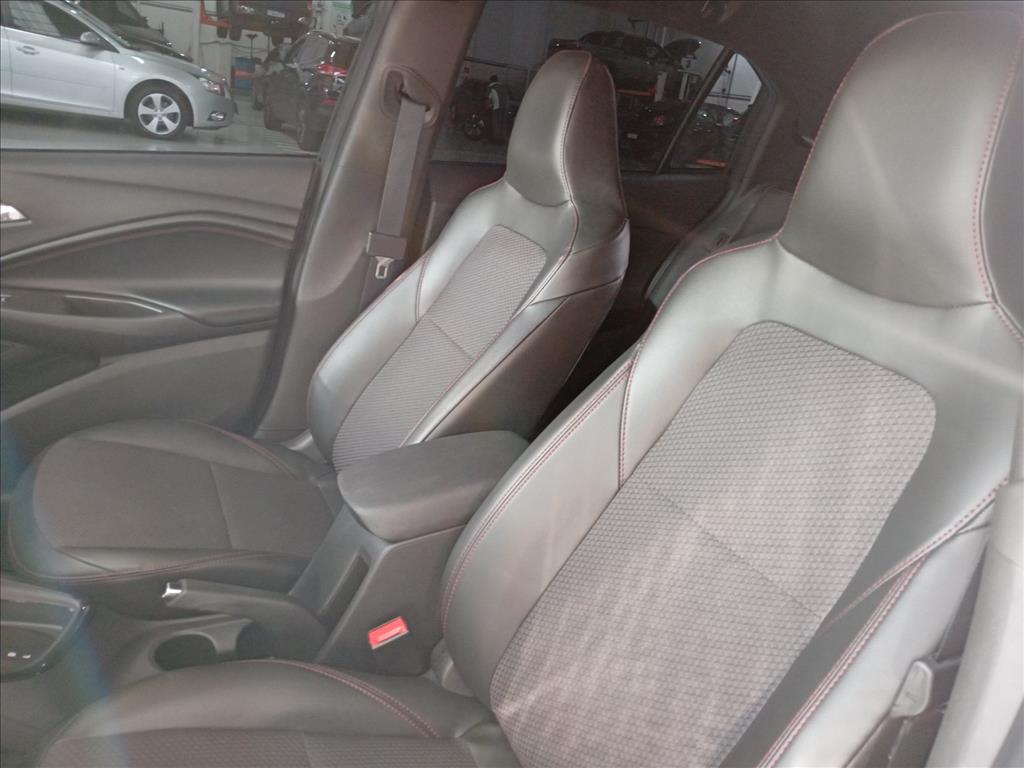 ONIX 1.0 TURBO FLEX RS AUTOMÁTICO11