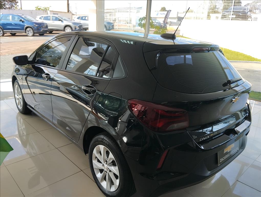 ONIX 1.0 TURBO FLEX LT AUTOMÁTICO3