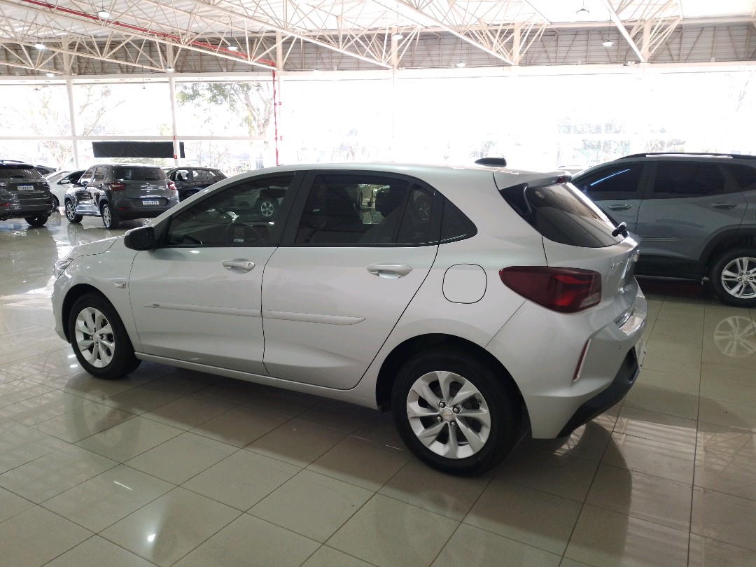 Chevrolet Onix 1.0 Turbo Flex LT Automático - foto 6