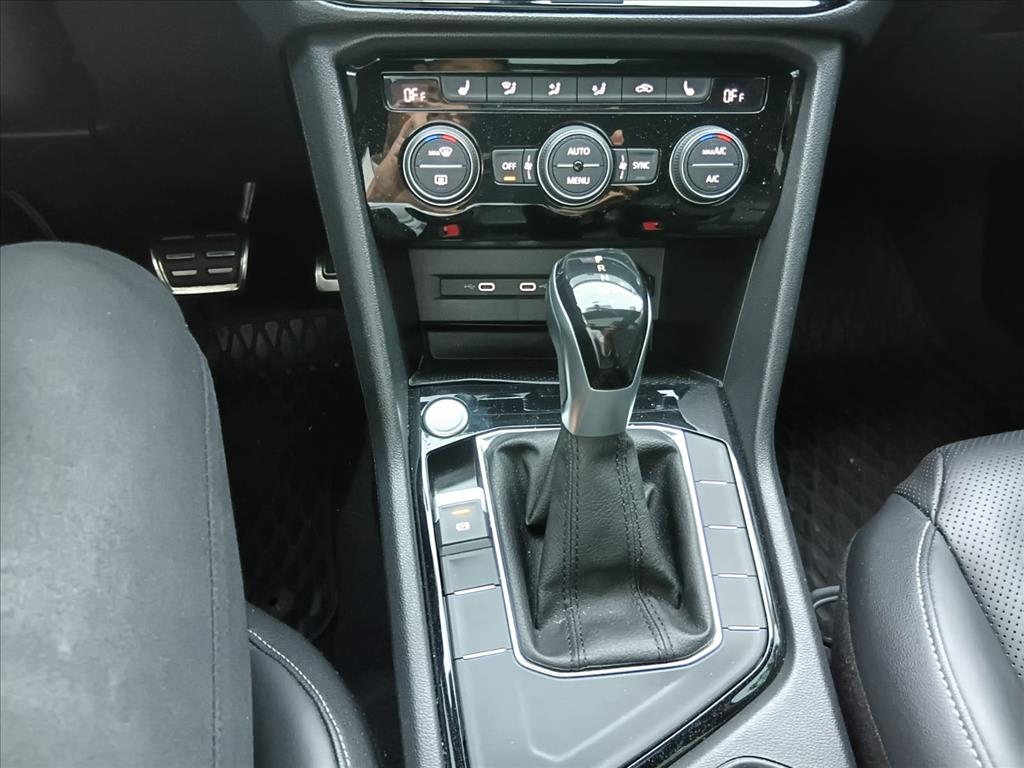 VW - Volkswagen-TAOS-1.4 250 TSI TOTAL FLEX HIGHLINE AUTOMÁTICO