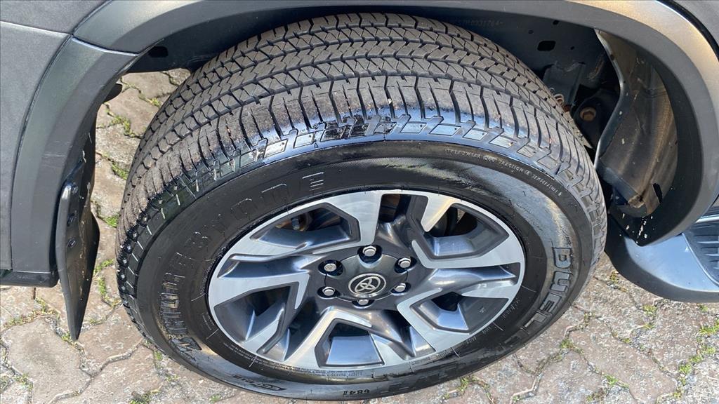 HILUX SW4 2.8 D-4D TURBO DIESEL DIAMOND 7L 4X4 AUTOMÁTICO10