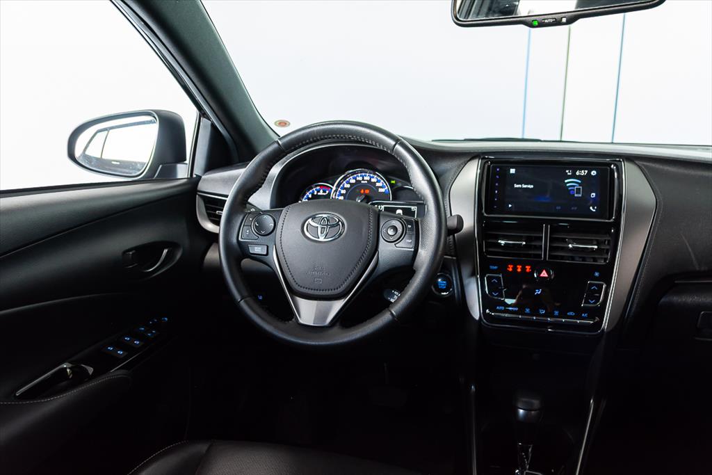 YARIS 1.5 16V FLEX XLS MULTIDRIVE14