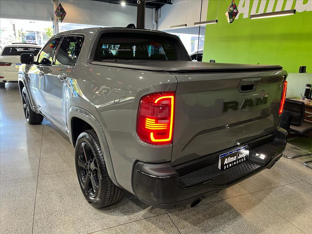 RAMPAGE 2.0 HURRICANE 4 TURBO GASOLINA R/T 4X4 AUTOMÁTICO6