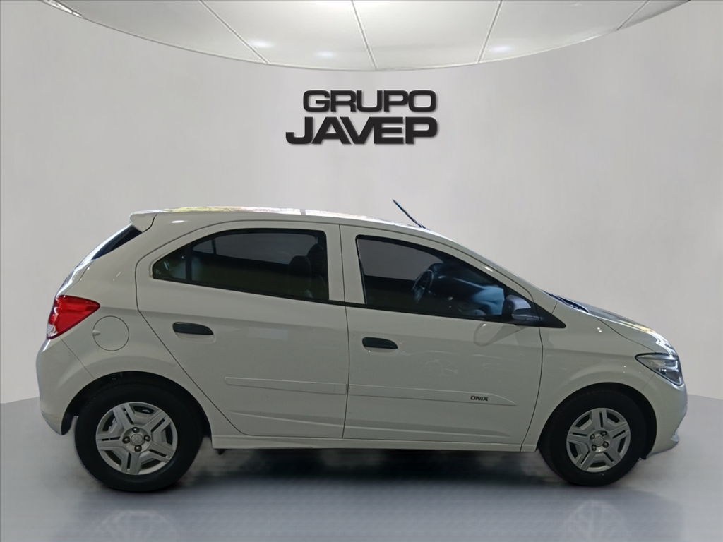 GM - Chevrolet-ONIX-1.0 MPFI JOY 8V FLEX 4P MANUAL