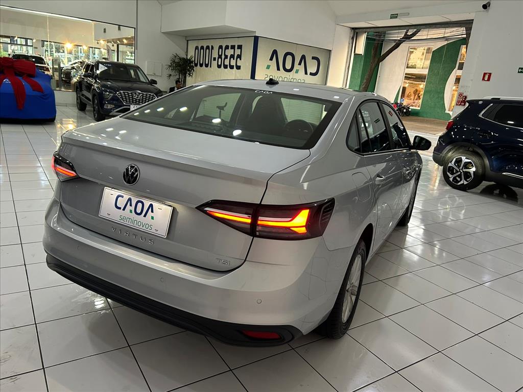 VW - Volkswagen-VIRTUS-1.0 170 TSI MANUAL