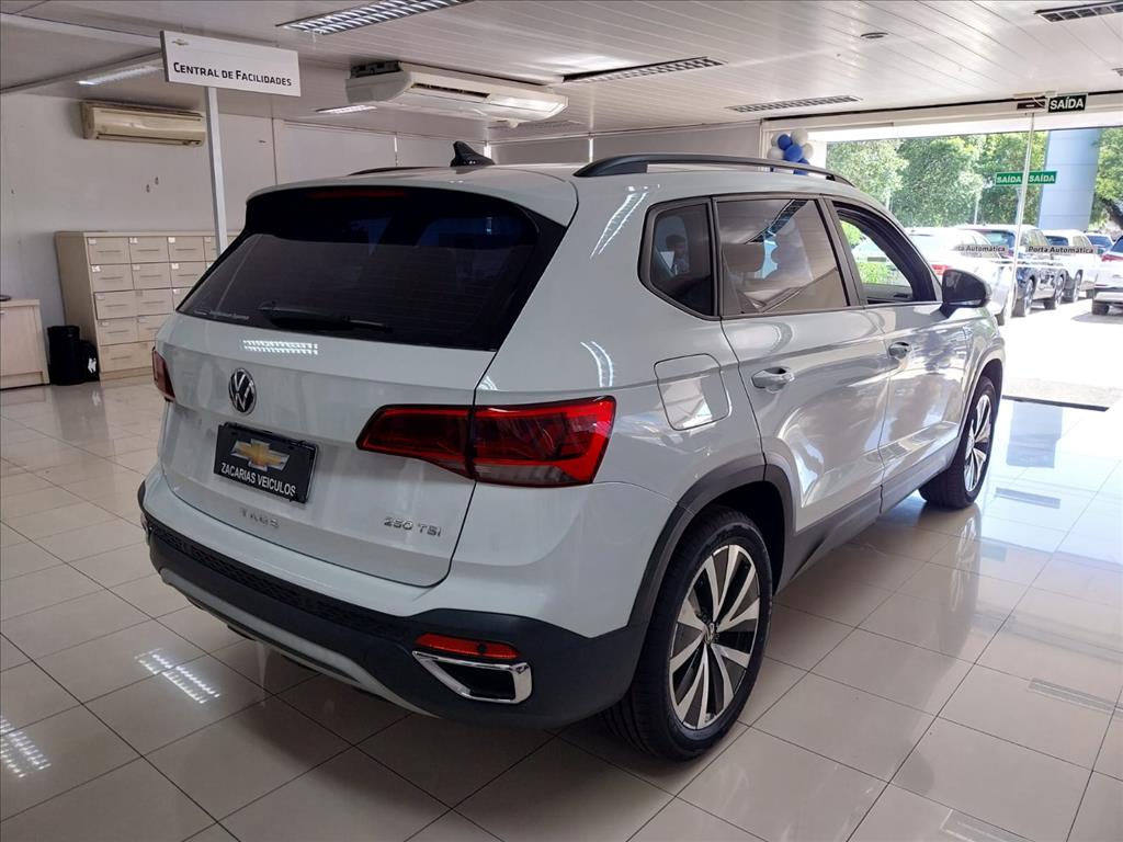 TAOS 1.4 250 TSI TOTAL FLEX COMFORTLINE AUTOMÁTICO4