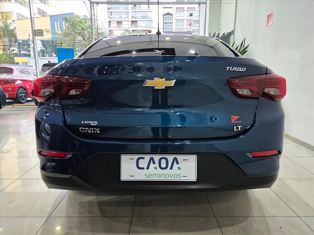 GM - Chevrolet-ONIX PLUS-1.0 FLEX LT MANUAL