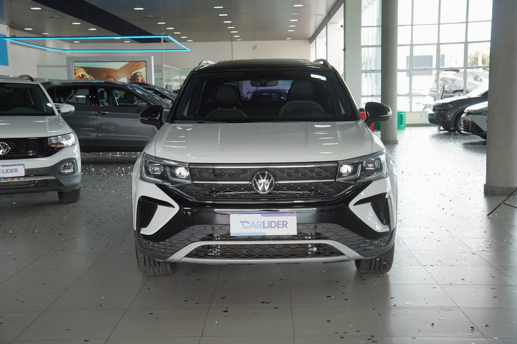 TAOS 1.4 250 TSI TOTAL FLEX HIGHLINE AUTOMÁTICO2