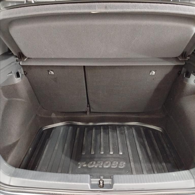 T-CROSS 1.0 200 TSI TOTAL FLEX AUTOMÁTICO