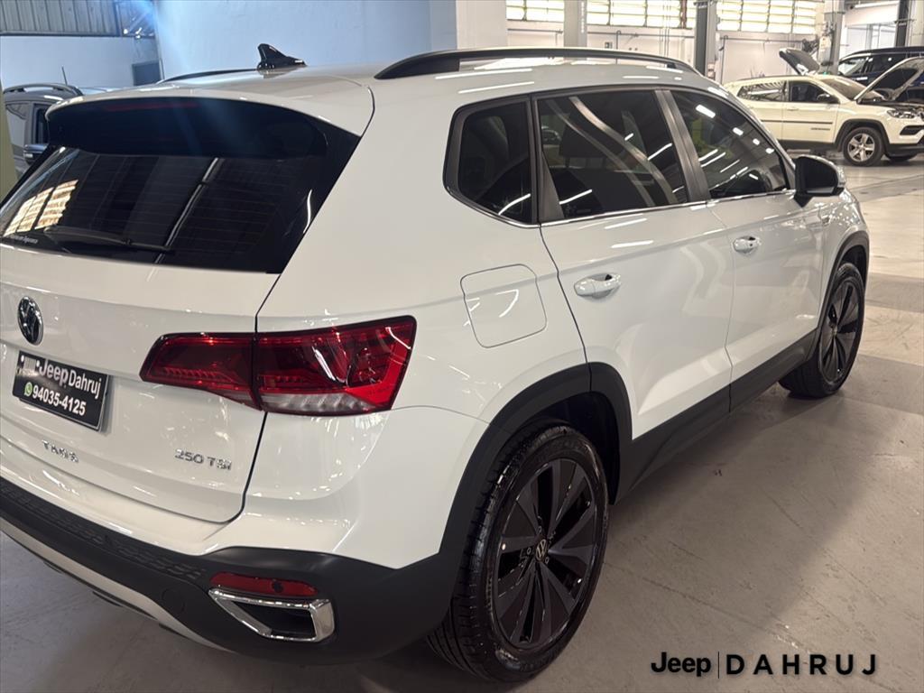 TAOS 1.4 250 TSI TOTAL FLEX COMFORTLINE AUTOMÁTICO4