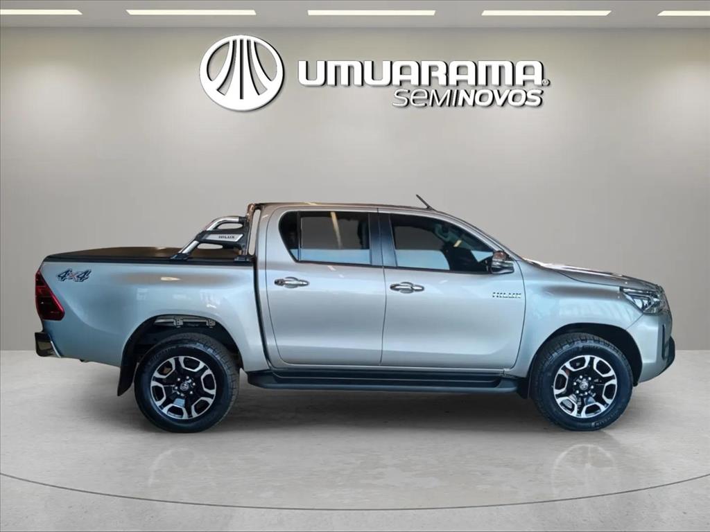 HILUX 2.8 D-4D TURBO DIESEL CD SRV 4X4 AUTOMÁTICO4