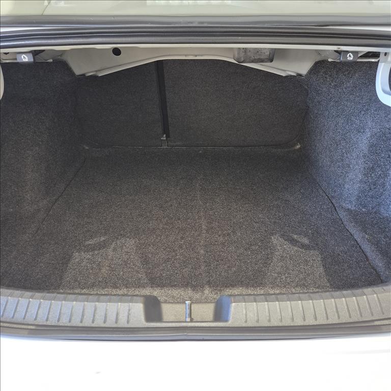 JETTA 1.4 250 TSI TOTAL FLEX COMFORTLINE TIPTRONIC