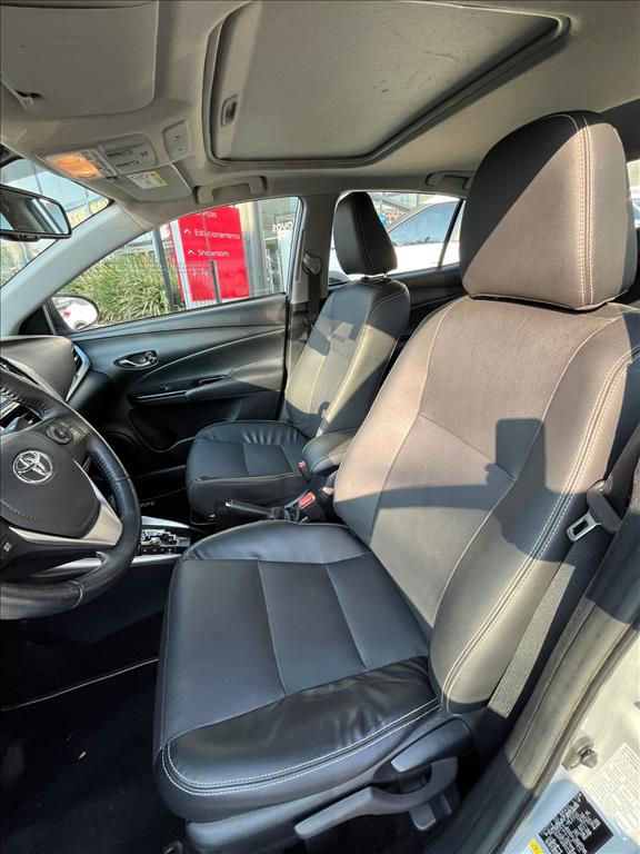 YARIS 1.5 16V FLEX SEDAN XLS MULTIDRIVE8