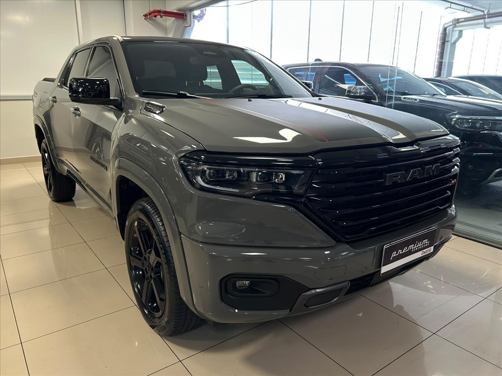 RAMPAGE 2.0 HURRICANE 4 TURBO GASOLINA R/T 4X4 AUTOMÁTICO3