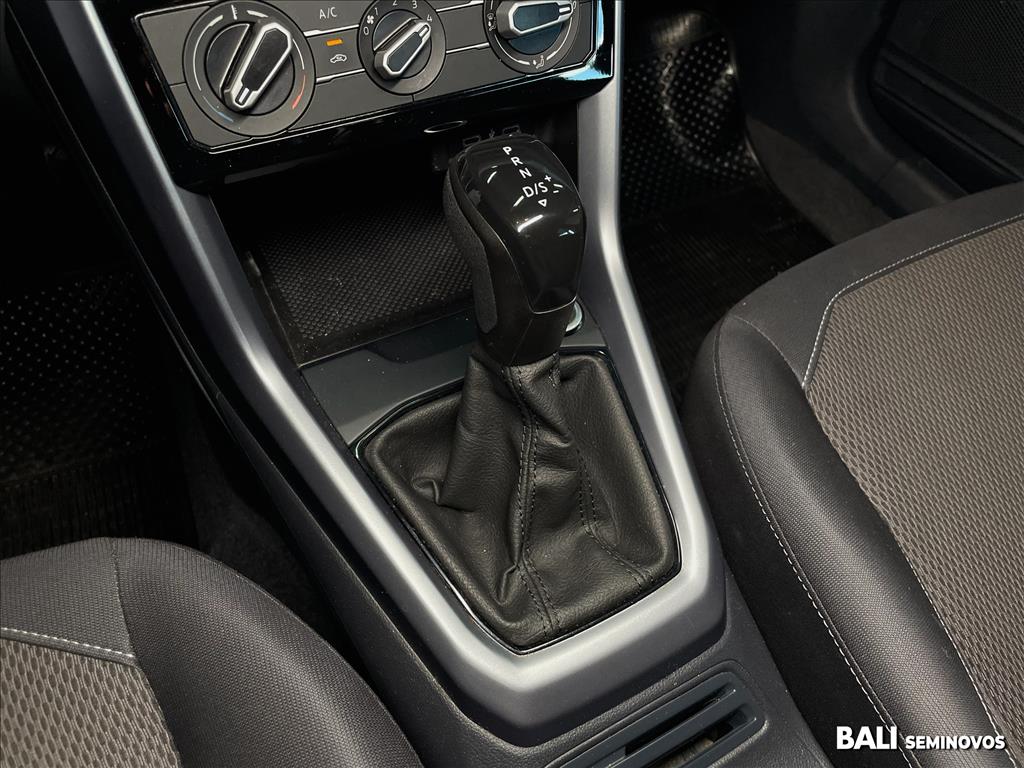 T-CROSS 1.0 200 TSI TOTAL FLEX AUTOMÁTICO12