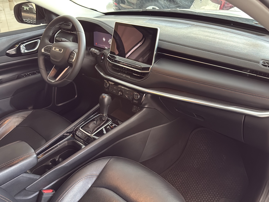 COMPASS 1.3 T270 TURBO FLEX LIMITED AT6