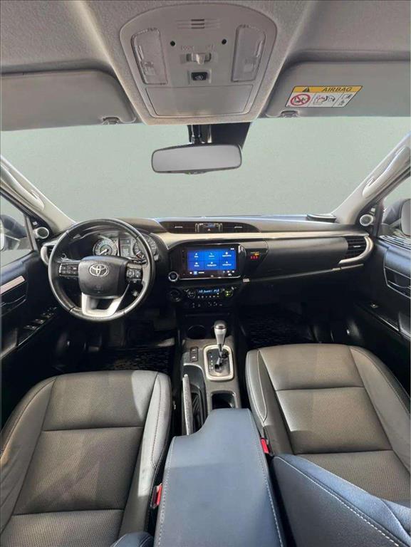 HILUX 2.8 D-4D TURBO DIESEL CD SRX PLUS 4X4 AUTOMÁTICO9