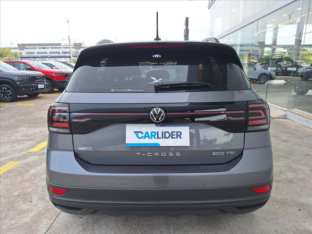 T-CROSS 1.0 200 TSI TOTAL FLEX AUTOMÁTICO3