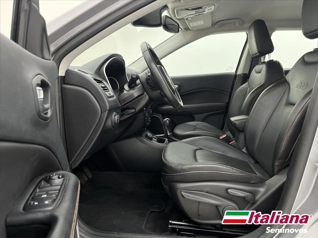 COMPASS 2.0 16V DIESEL LONGITUDE 4X4 AUTOMÁTICO12