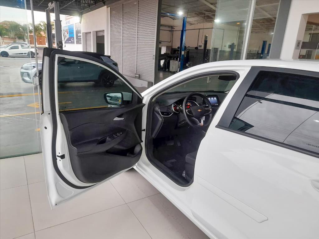 ONIX PLUS 1.0 TURBO FLEX LT AUTOMÁTICO14