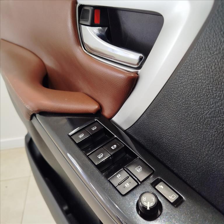 HILUX 2.7 SR 4X2 CD 16V FLEX 4P AUTOMÁTICO
