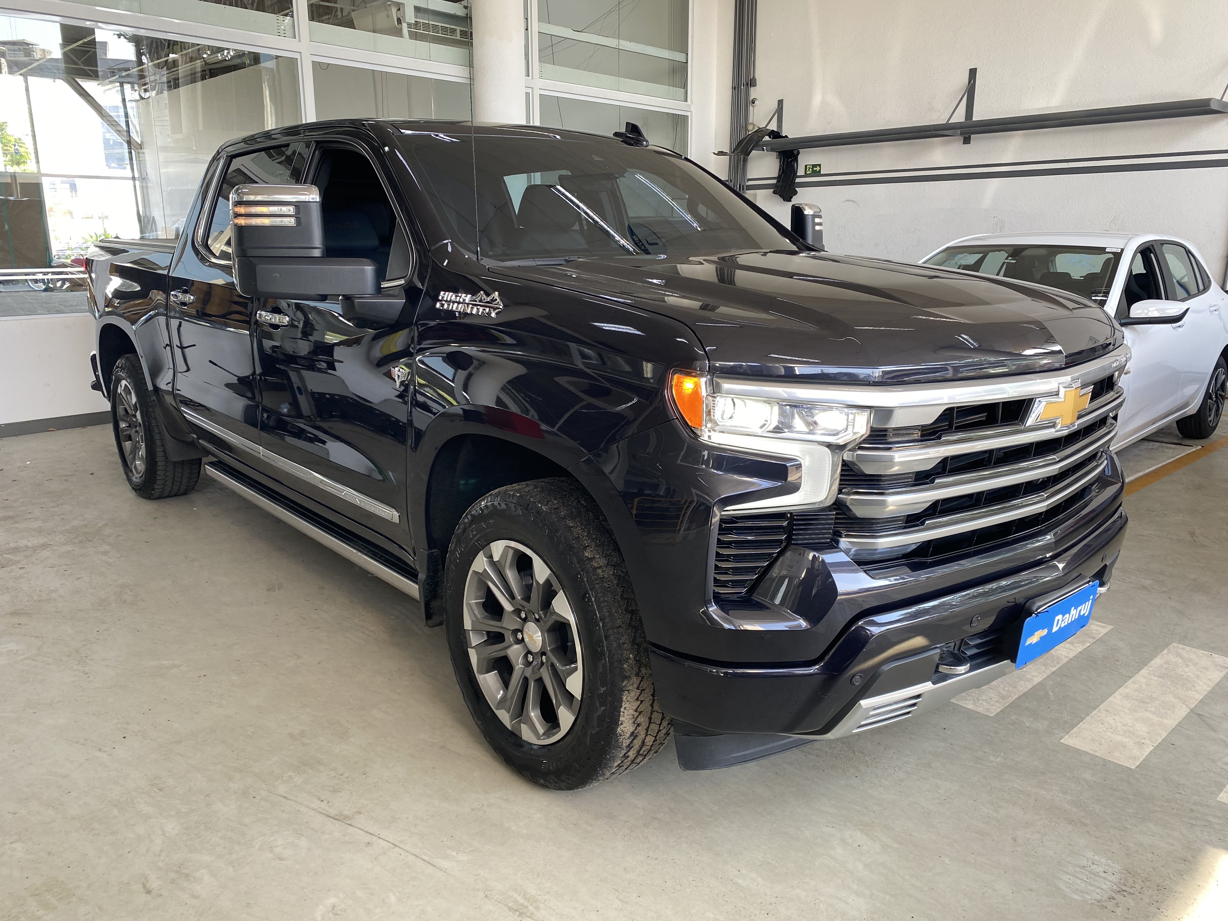 SILVERADO 5.3 V8 GASOLINA 1500 HIGH COUNTRY 4X4 AUTOMÁTICO0